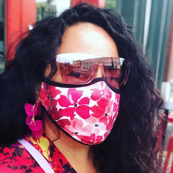 Meet your Posher, Julia - Picture 5 of 8